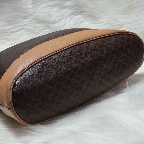 💯 Authentic Celine Tote Bag🍀 - Picture 6 of 17